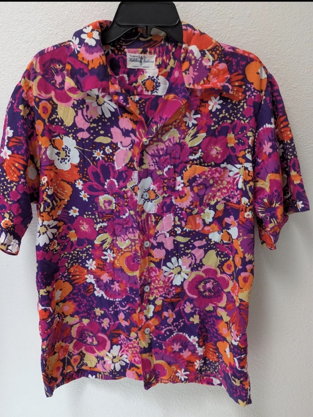Vintage Hukilau Fashions Hawaiian shirt